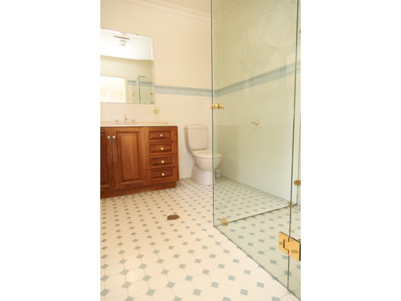 12 Powys Place, Griffith NSW 2680