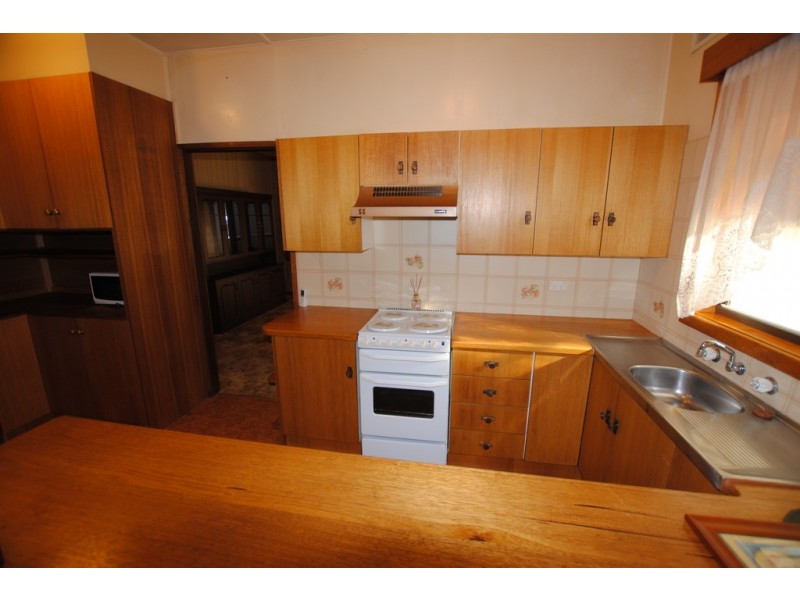 19 Kook Street, Darlington Point NSW 2706