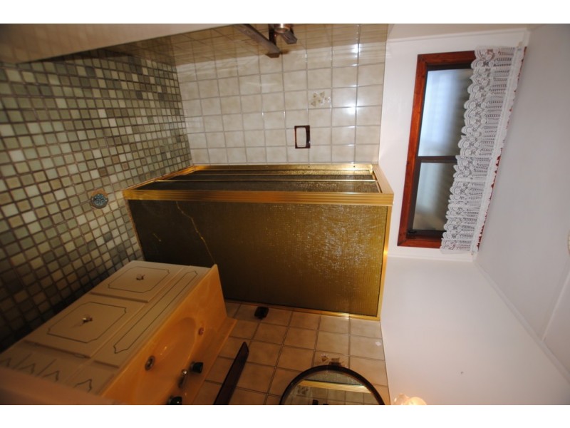 19 Kook Street, Darlington Point NSW 2706