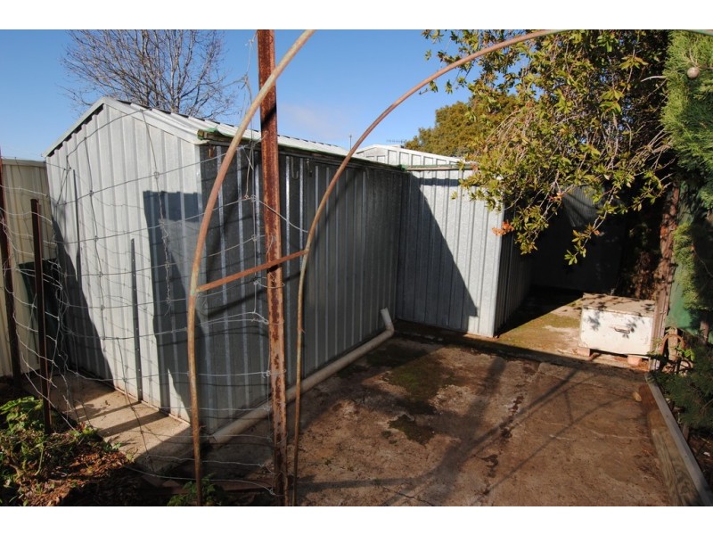 19 Kook Street, Darlington Point NSW 2706