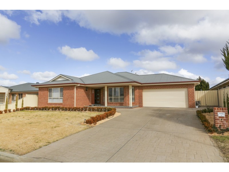 21 Gillmartin Drive, Griffith NSW 2680