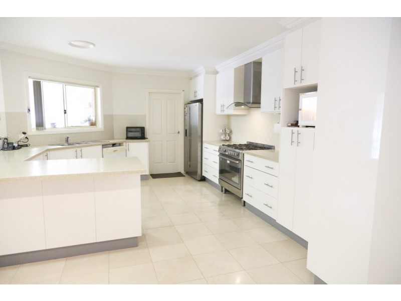 21 Gillmartin Drive, Griffith NSW 2680