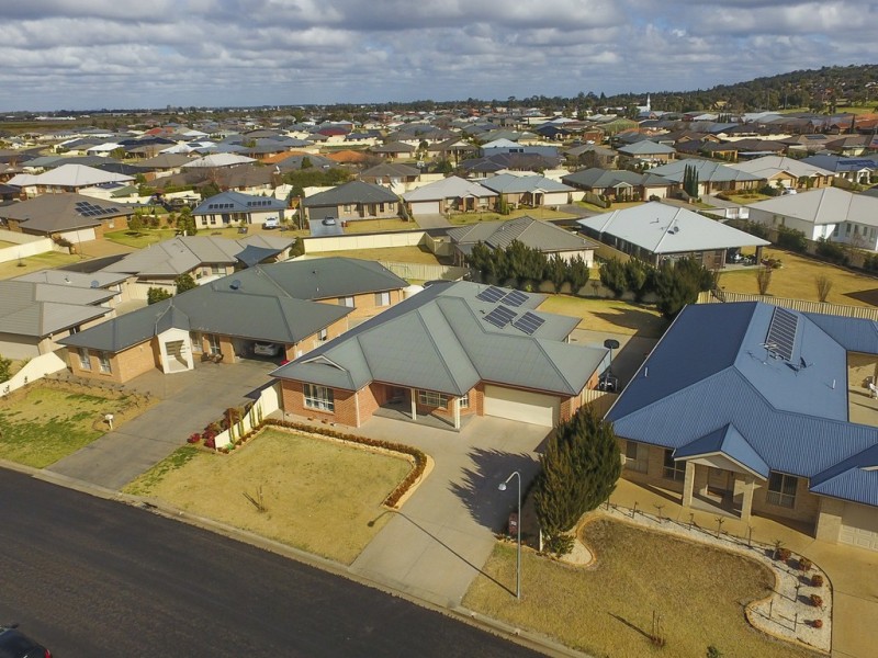 21 Gillmartin Drive, Griffith NSW 2680