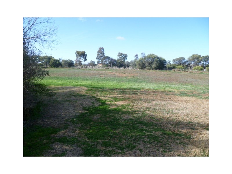 1 Fawcett Drive, Griffith NSW 2680