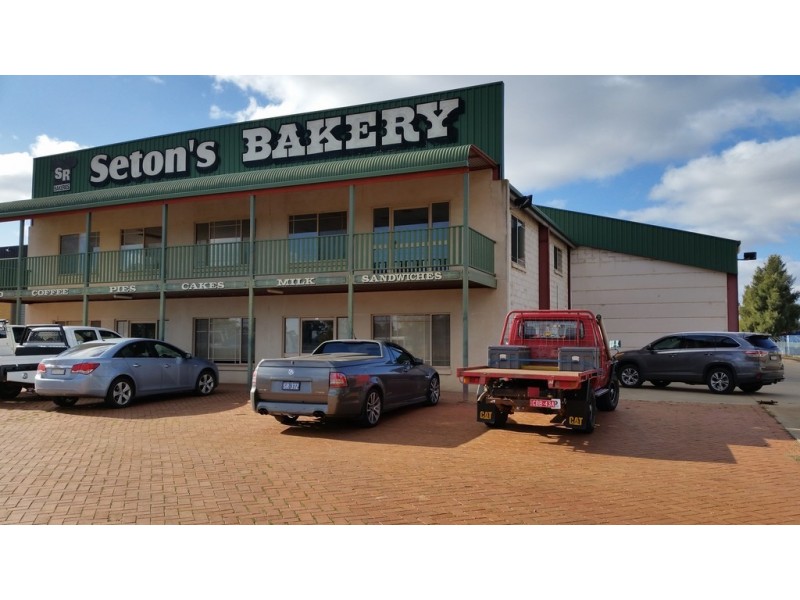 OFFICES / 46 WILLANDRA AVENUE, Griffith NSW 2680