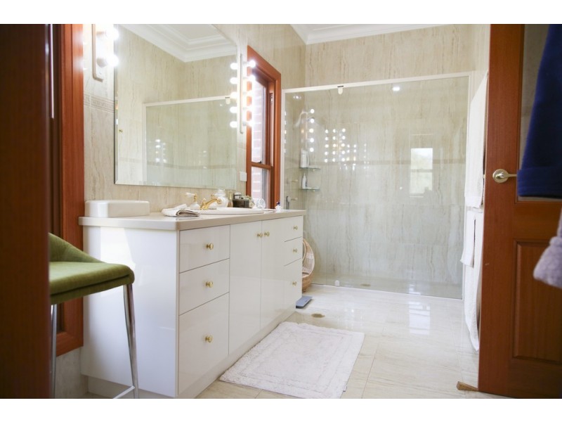 5 Annies Lane, Griffith NSW 2680