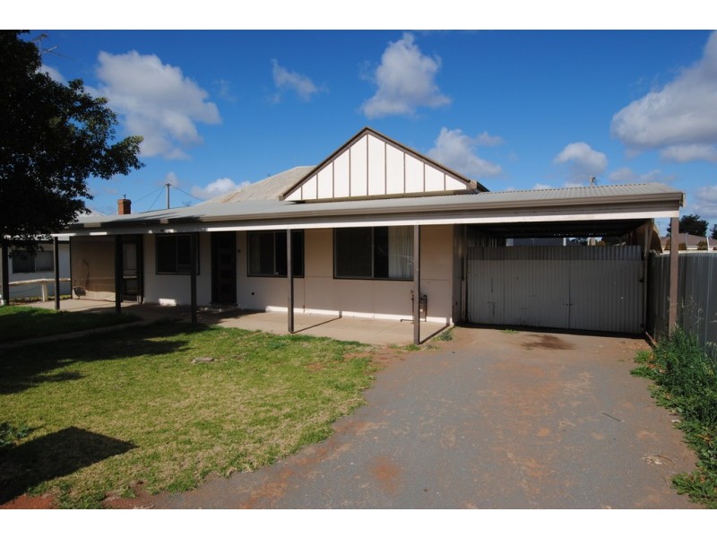 24 Binya Street, Griffith NSW 2680