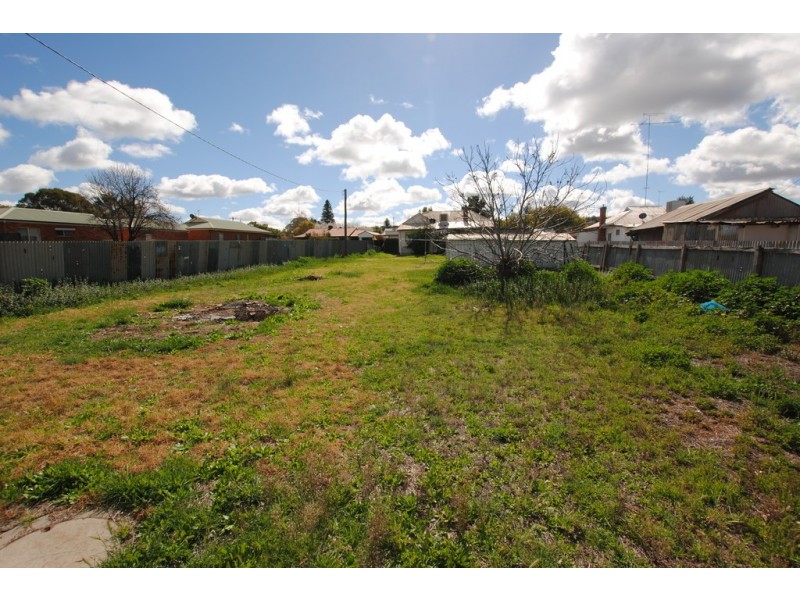 24 Binya Street, Griffith NSW 2680