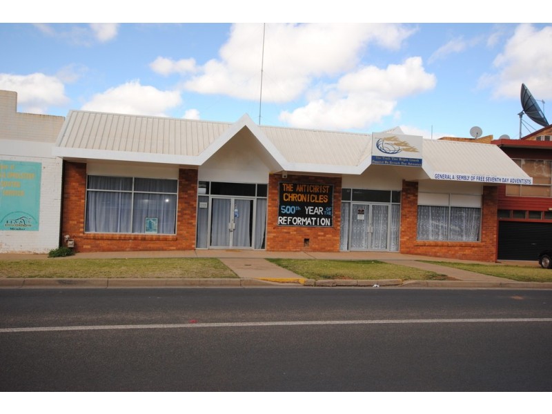 28-30 Benerembah Street, Griffith NSW 2680