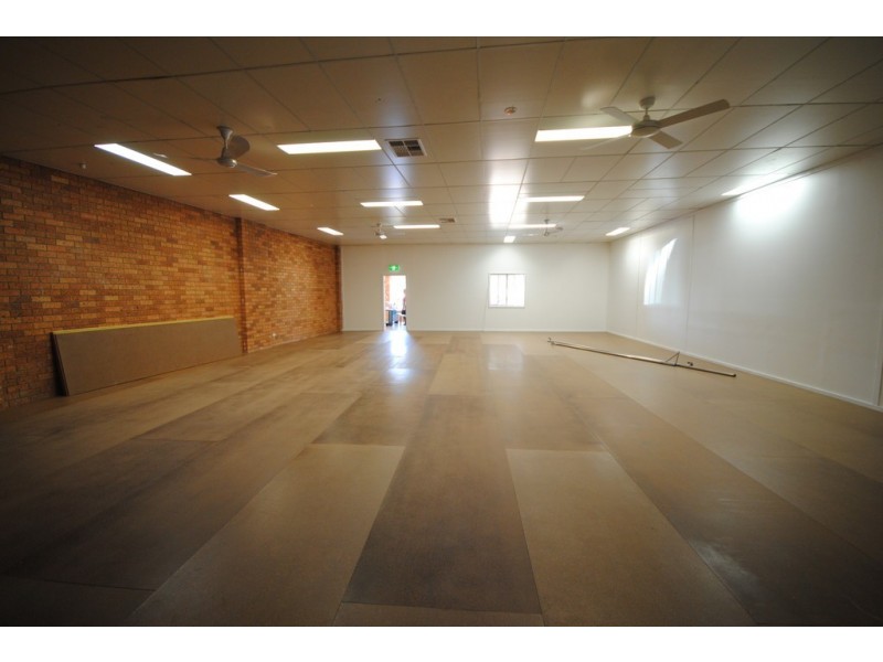 28-30 Benerembah Street, Griffith NSW 2680