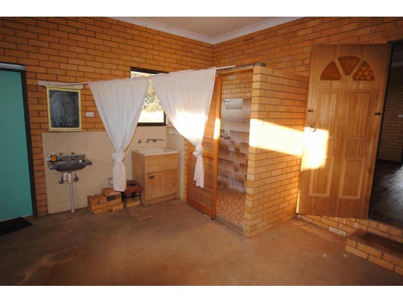 1919 Barracks Road, Yenda, Yenda NSW 2681