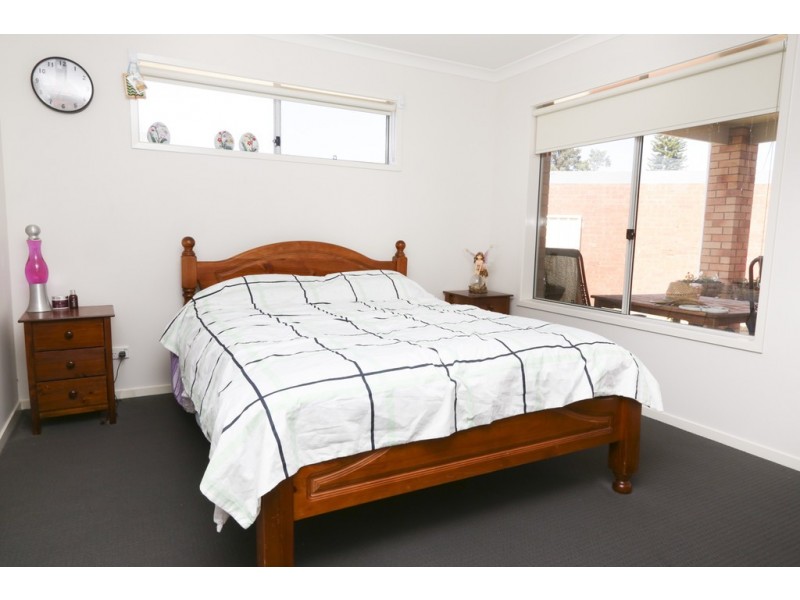 4 Harrison Place, Griffith NSW 2680