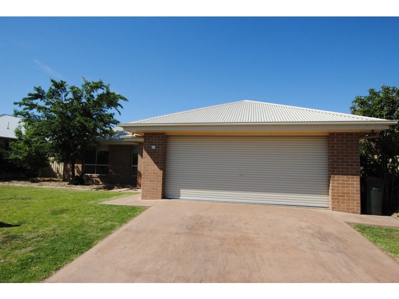 10 Gillmartin Drive, Griffith NSW 2680