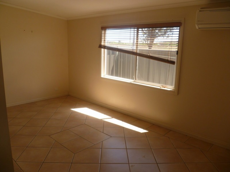 706 McCormack Road, Yoogali NSW 2680