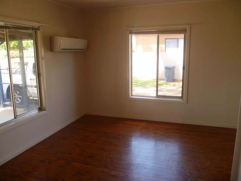 706 McCormack Road, Yoogali NSW 2680