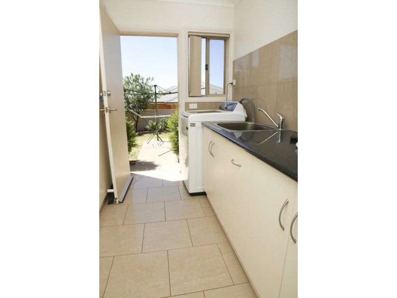 45 Nicholls Street, Griffith NSW 2680