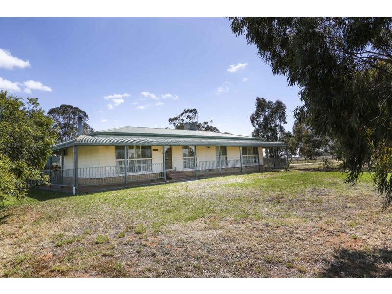 20 Narrand Street, Darlington Point NSW 2706