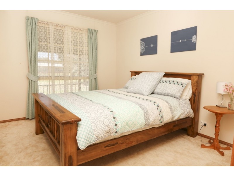 20 Narrand Street, Darlington Point NSW 2706