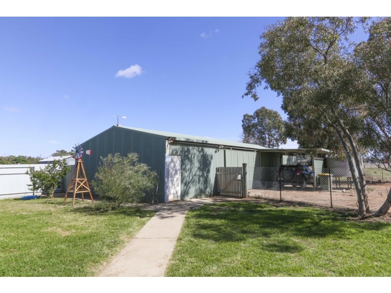 20 Narrand Street, Darlington Point NSW 2706