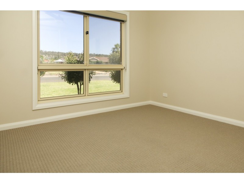 183 Clifton Boulevarde, Griffith NSW 2680