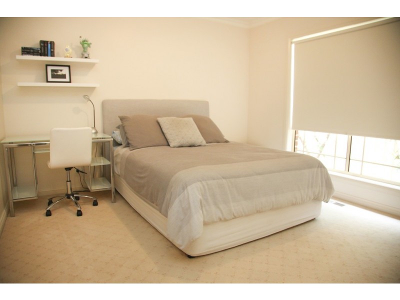 12 Powys Place, Griffith NSW 2680