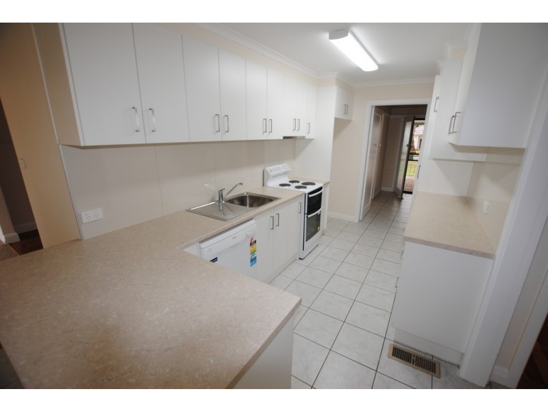 17 Yoolooma Street, Griffith NSW 2680