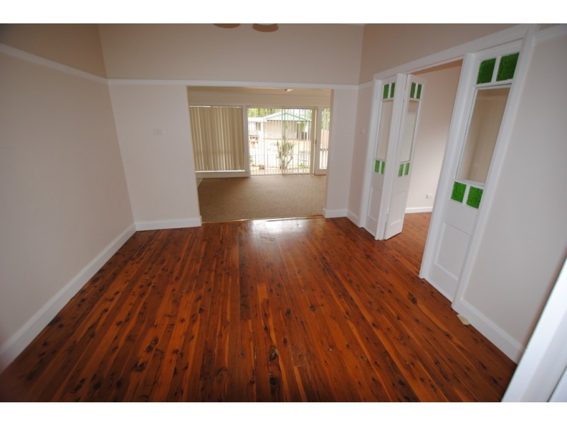 17 Yoolooma Street, Griffith NSW 2680