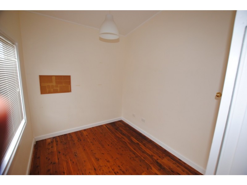 17 Yoolooma Street, Griffith NSW 2680
