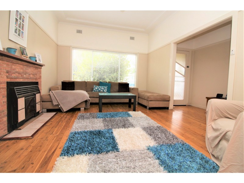 44 Edmondson Avenue, Griffith NSW 2680