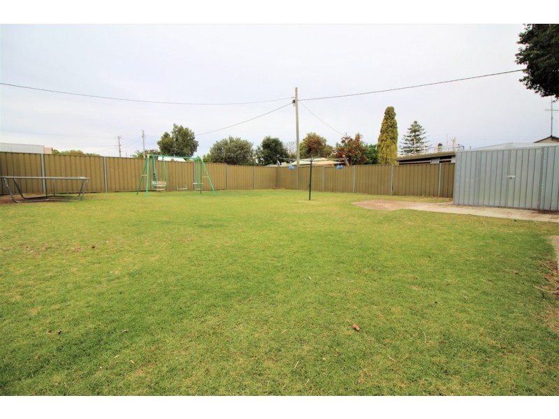 44 Edmondson Avenue, Griffith NSW 2680