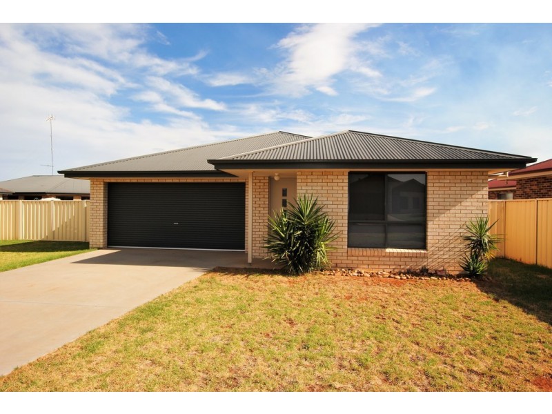 42 Brooks Street, Griffith NSW 2680