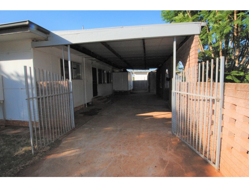 26 Stipa Street, Goolgowi NSW 2652