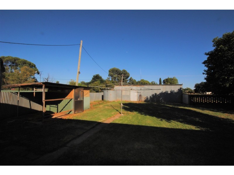 26 Stipa Street, Goolgowi NSW 2652