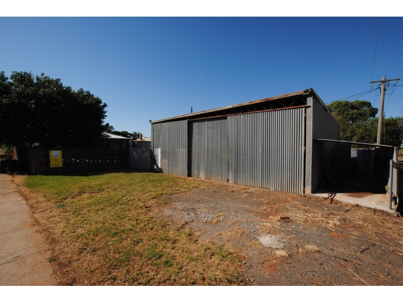 26 Stipa Street, Goolgowi NSW 2652
