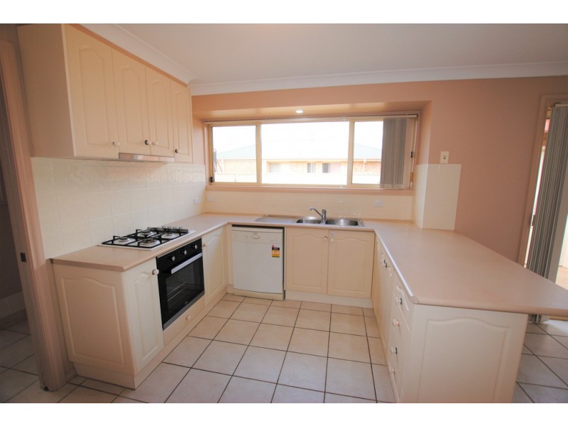 17 Mandalay Drive, Griffith NSW 2680