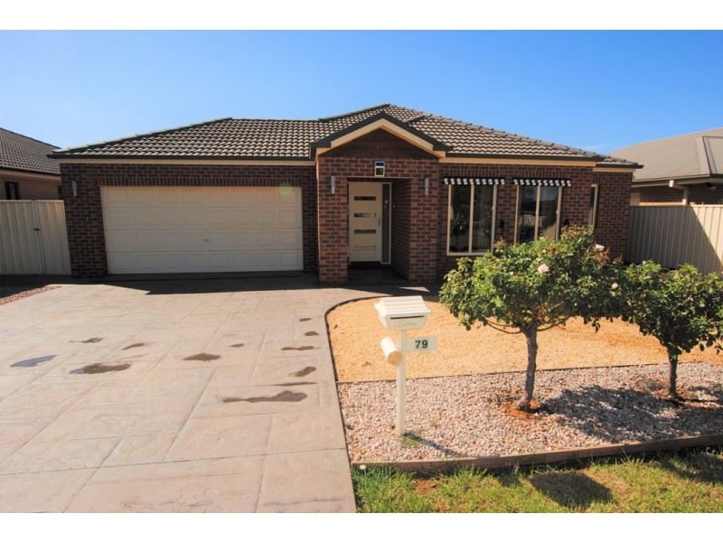 79 Clifton Boulevard, Griffith NSW 2680