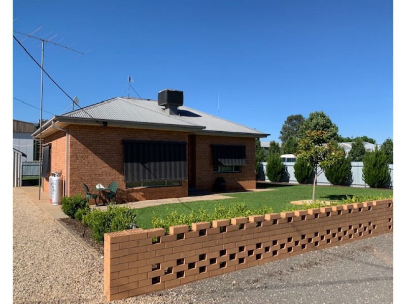 23 Lasscock Road, Griffith NSW 2680