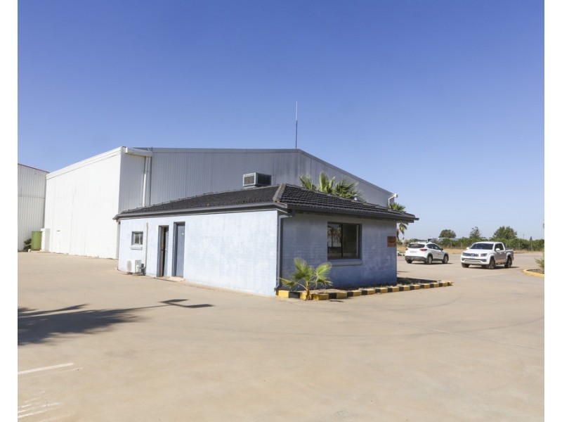 75 Murray Road, Yoogali NSW 2680