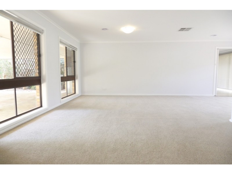 44 Merrigal Street, Griffith NSW 2680