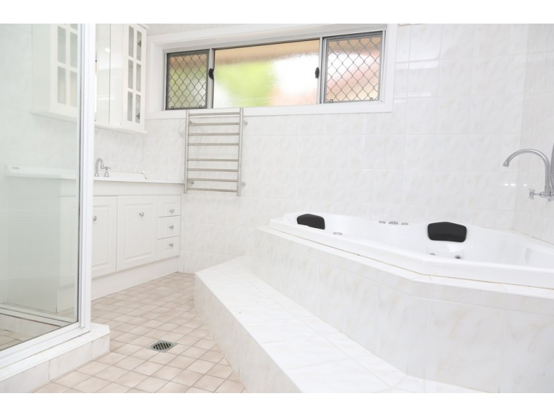 44 Merrigal Street, Griffith NSW 2680