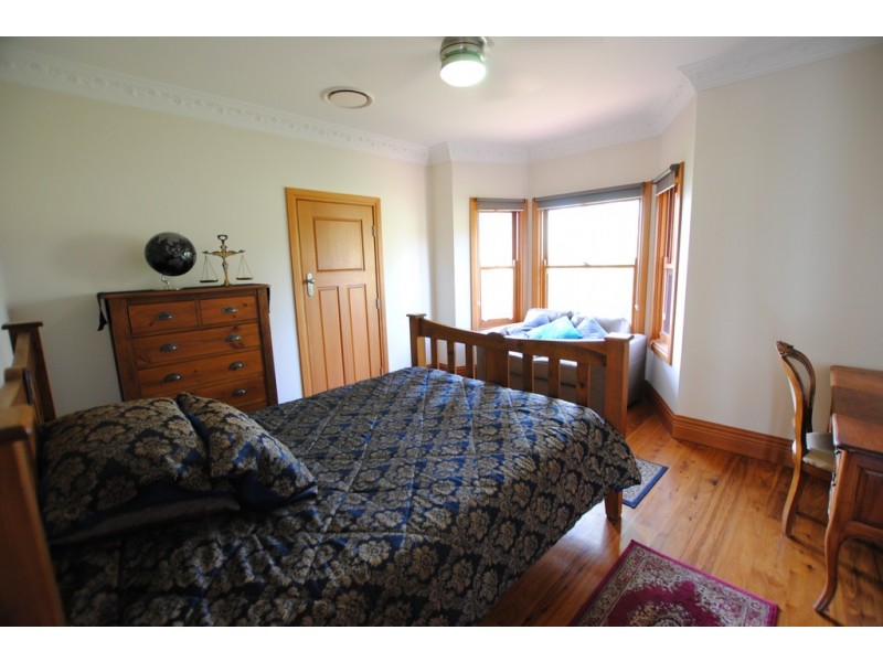 7 Calabria Road, Griffith NSW 2680