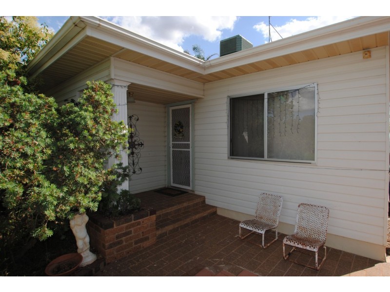 30 Wyangan Avenue, Griffith NSW 2680