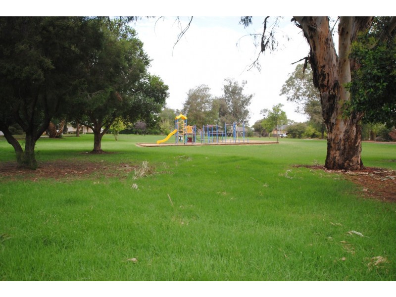 39 Gordon Avenue, Griffith NSW 2680