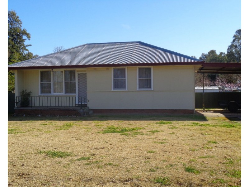 33 Hay Road, Darlington Point NSW 2706