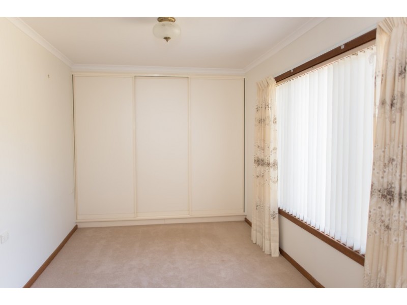 6 East Street, Yoogali NSW 2680