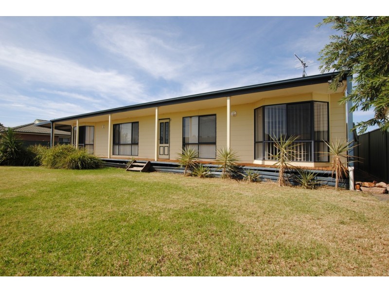 14 Barwidgee Boulevarde, Darlington Point NSW 2706