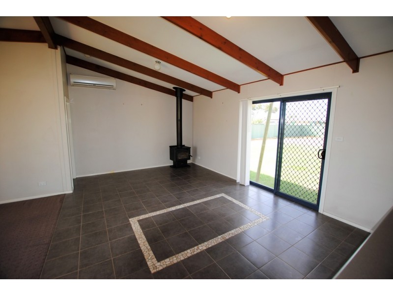 14 Barwidgee Boulevarde, Darlington Point NSW 2706