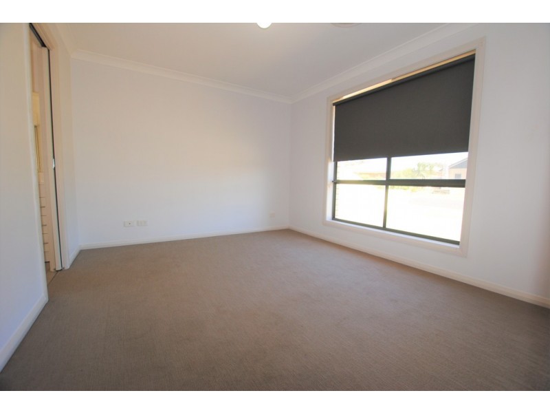 42 Brooks Street, Griffith NSW 2680