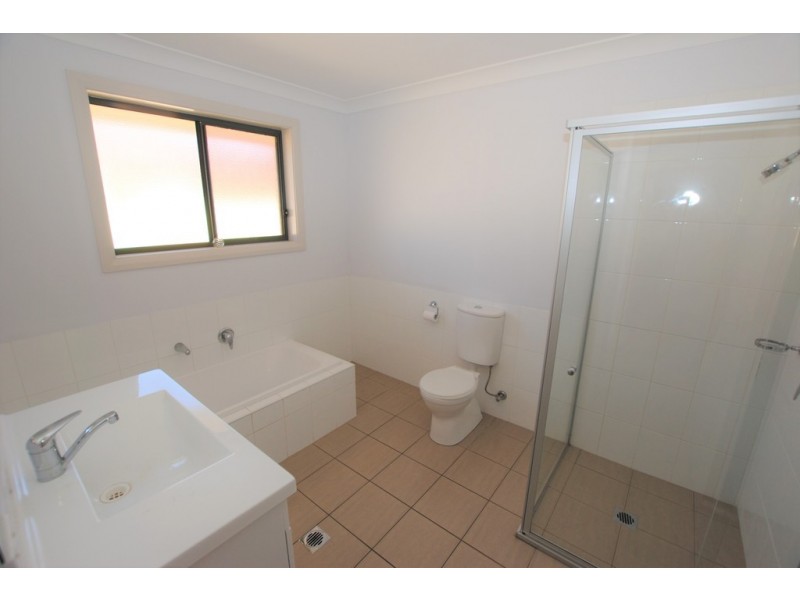 42 Brooks Street, Griffith NSW 2680