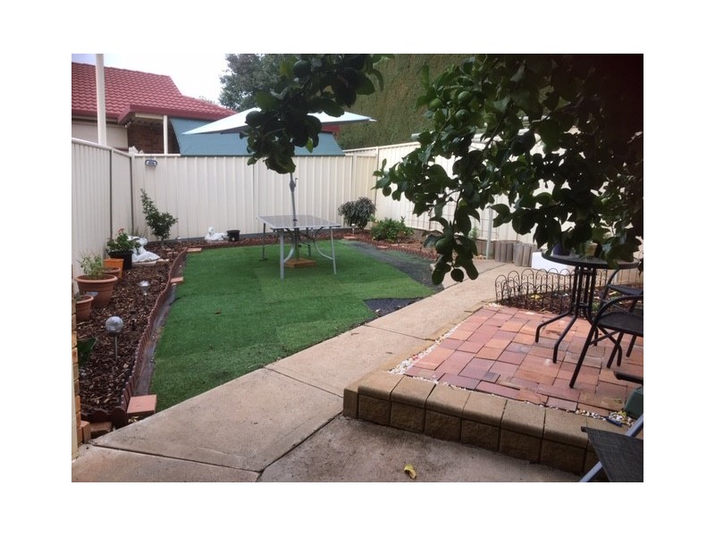 2/3 WORFOLK PLACE, Griffith NSW 2680